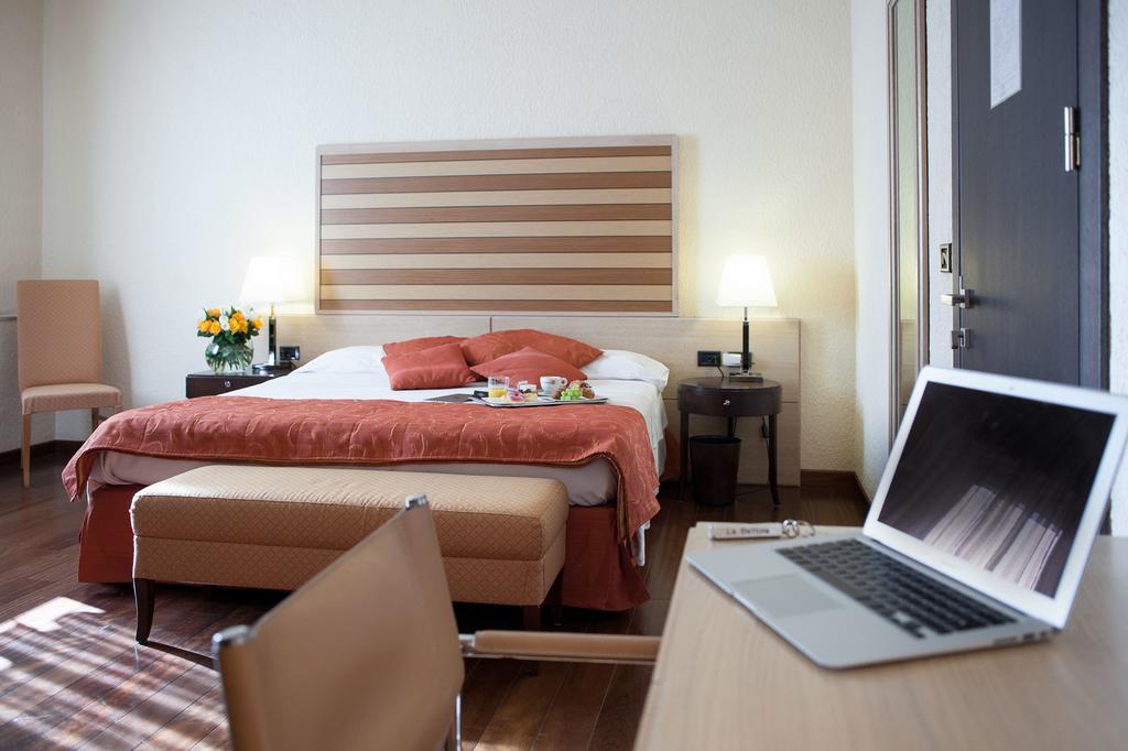 La Bettola Hotel Carisio Ngoại thất bức ảnh