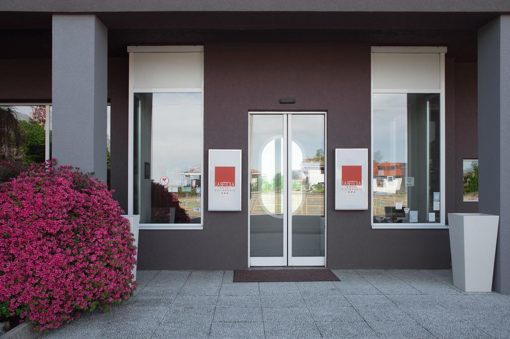 La Bettola Hotel Carisio Ngoại thất bức ảnh
